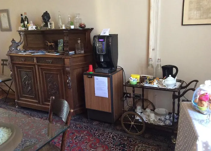 Madama Cristina Bed & Breakfast